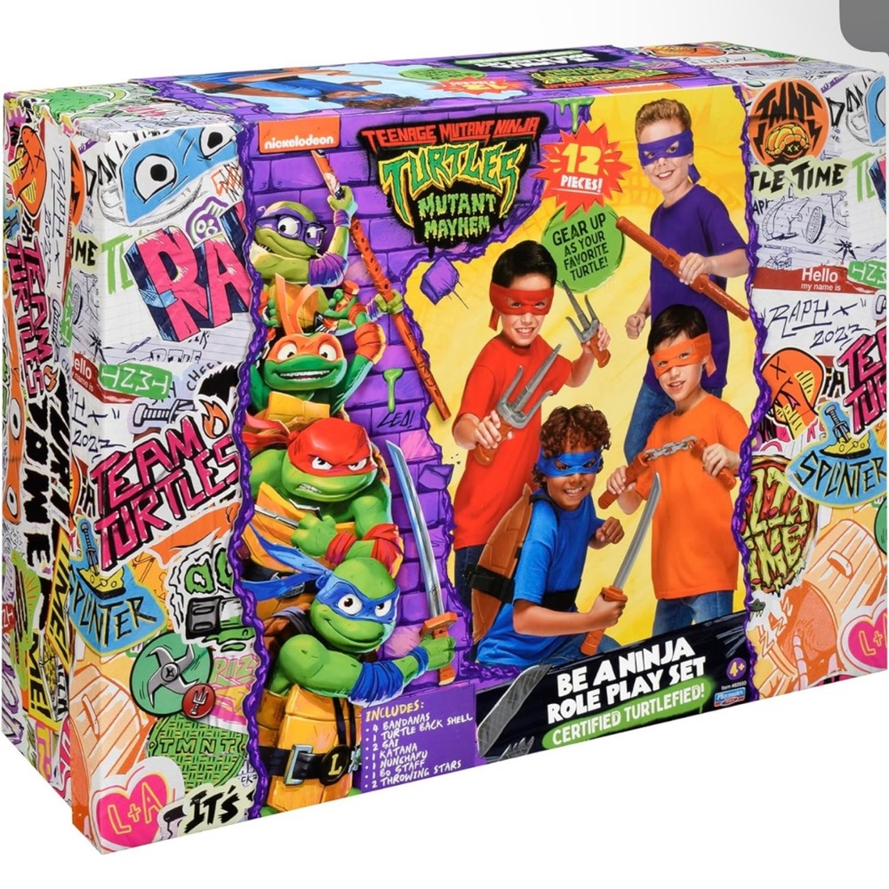 Amazon Exclusive TMNT Mutant Mayhem Role Play Treasure Chest